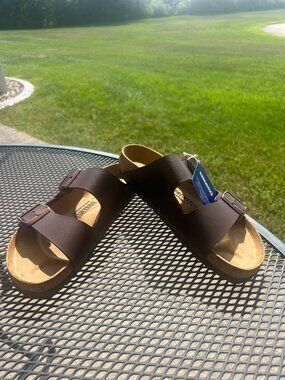 Birkenstock Arizona Sandal Size 8 - New with Tags